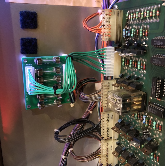 Blackout head special fuseboard