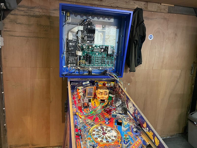 Funhouse opbouw cabinet 2