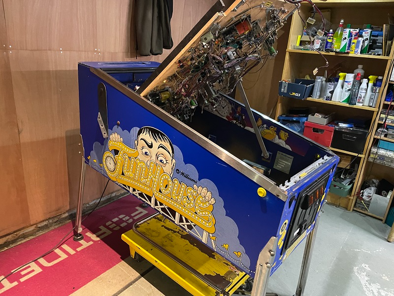 Funhouse speelveld eruit