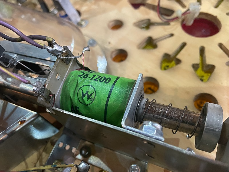Funhouse speelveld coil reparatie
