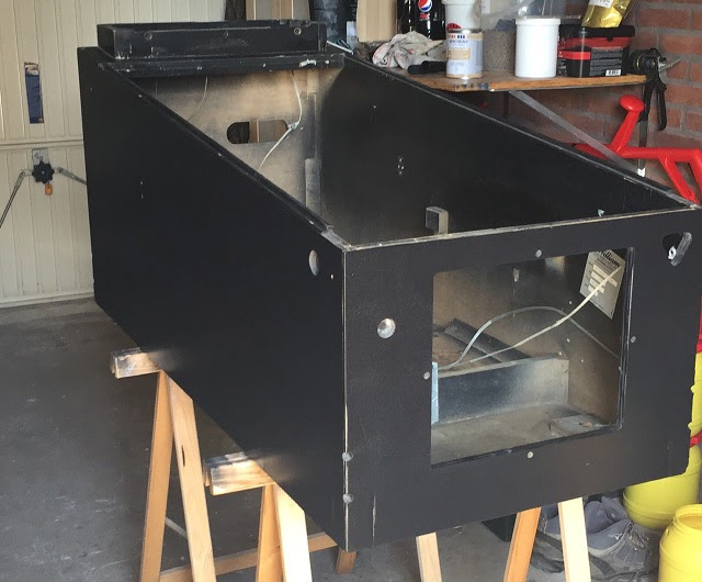 High speed cabinet geschuurd
