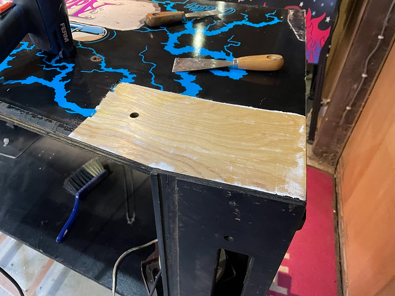 Addams Family pinball cab decals removing