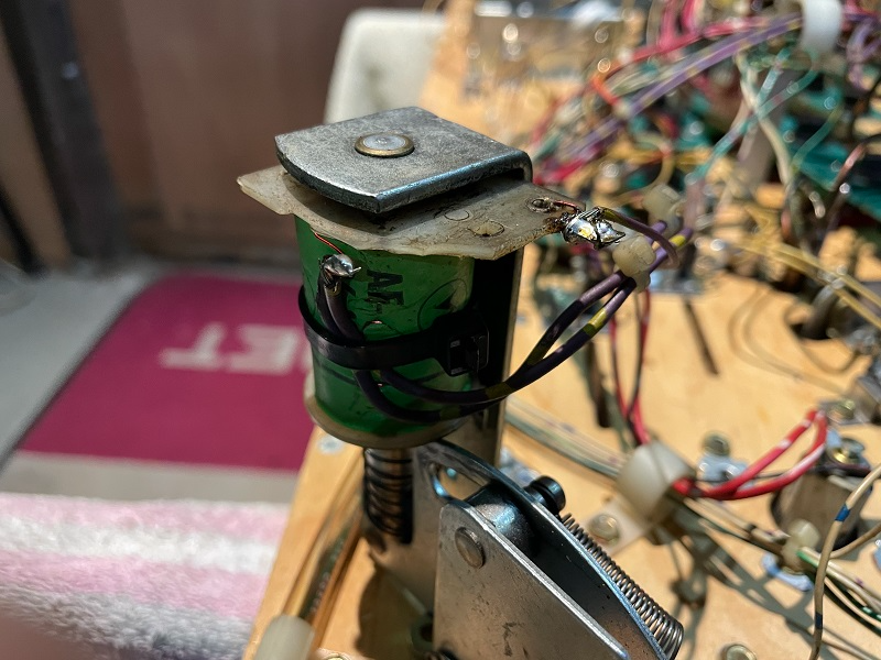 Williams Terminator 2 playfield coil hack