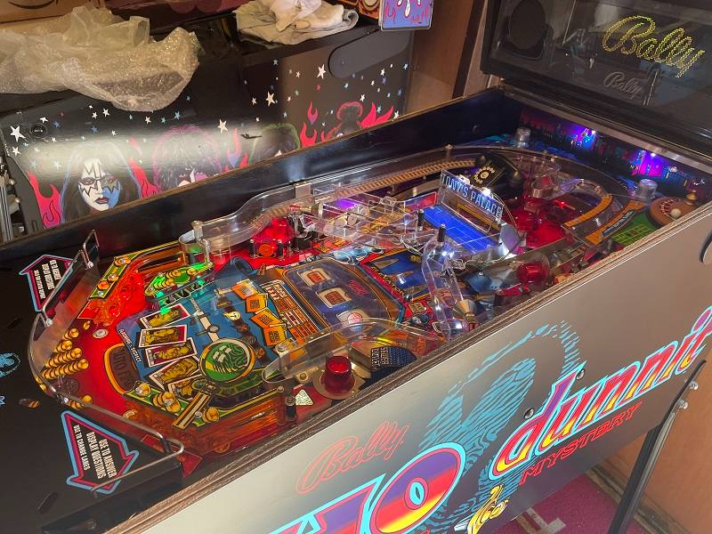 Bally WhoDunnit playfield rebuild